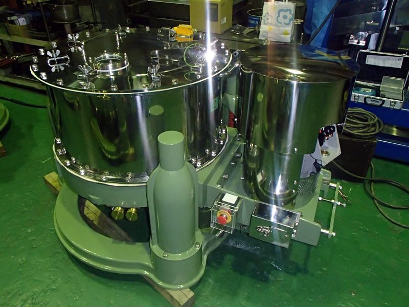 Centrifugal separator We manufacture and sell centrifugal separators.